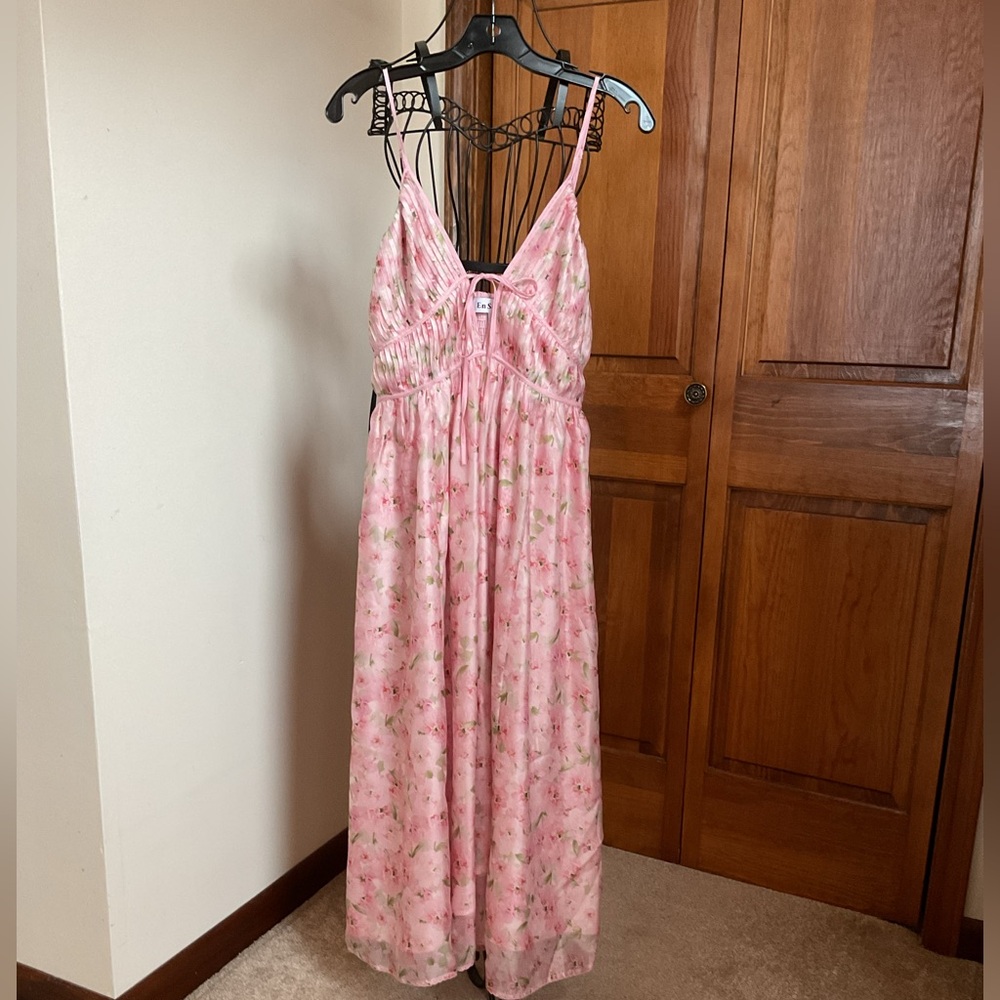 En Saison Pink Floral Midi Dress, Medium, New - Picture 2 of 9